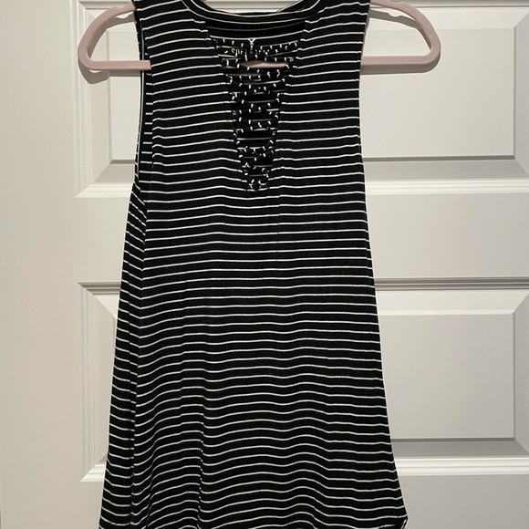 American Eagle black and white stripe tank top - Picture 1 of 1